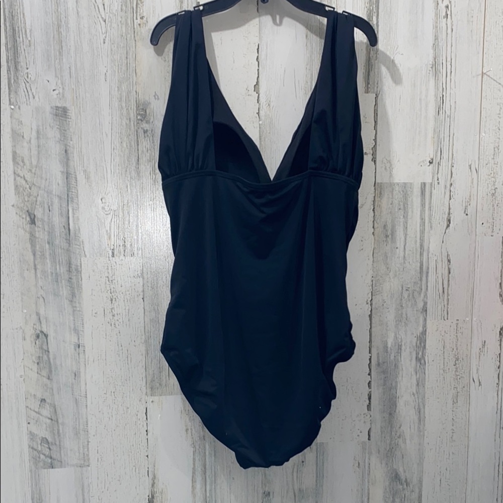 Time and Tru Elegant Black One-Piece Swimsuit - Picture 3 of 3